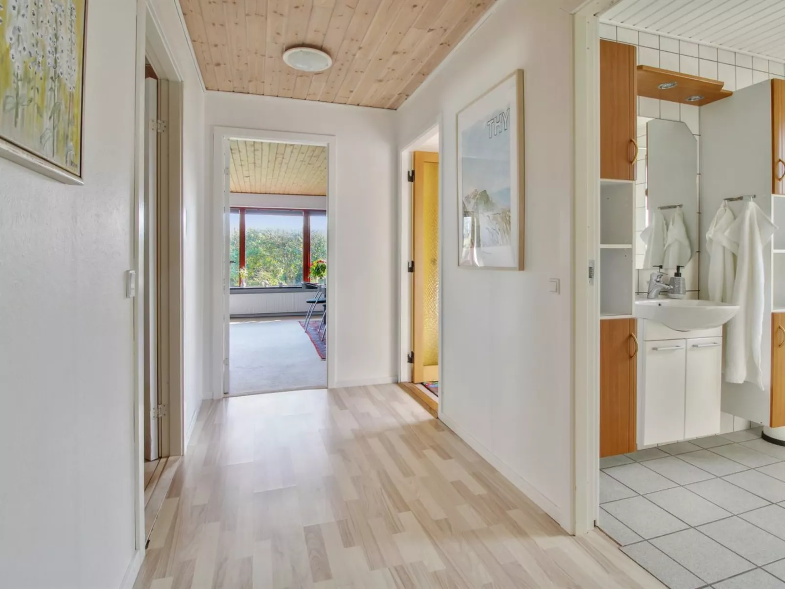 "Ingward" - 750m from the sea-Binnen