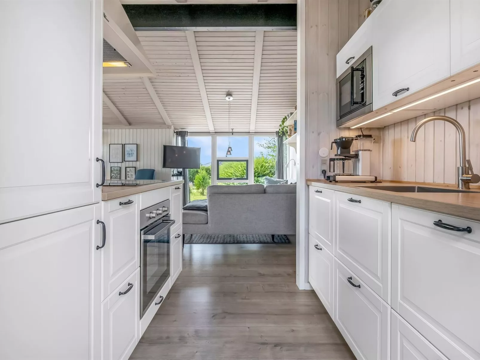 "Asko" - 350m from the sea-Binnen