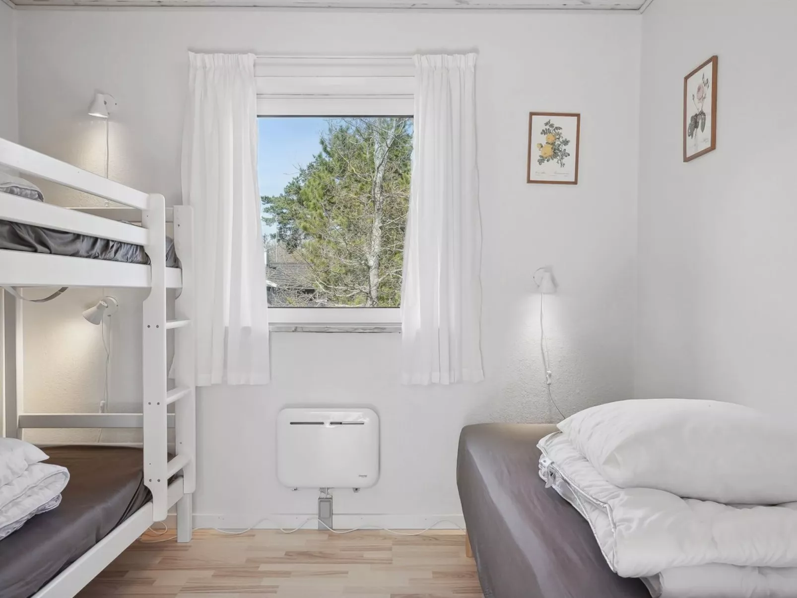 "Marjon" - 450m from the sea-Binnen