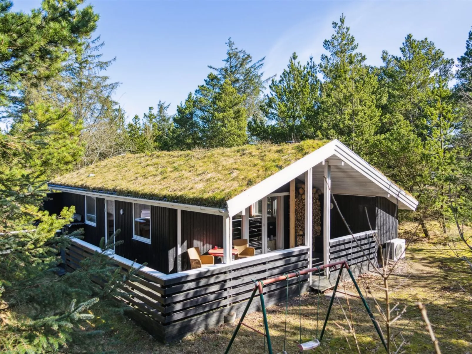 "Eriksine" - 1.9km from the sea-Buiten