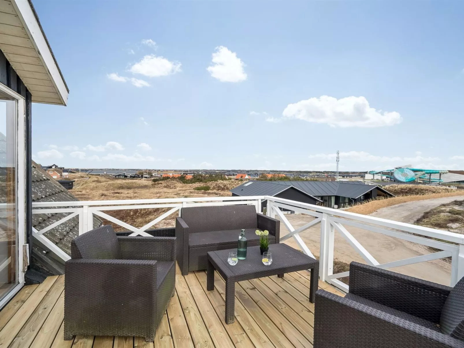 "Venla" -  from the sea-Buiten