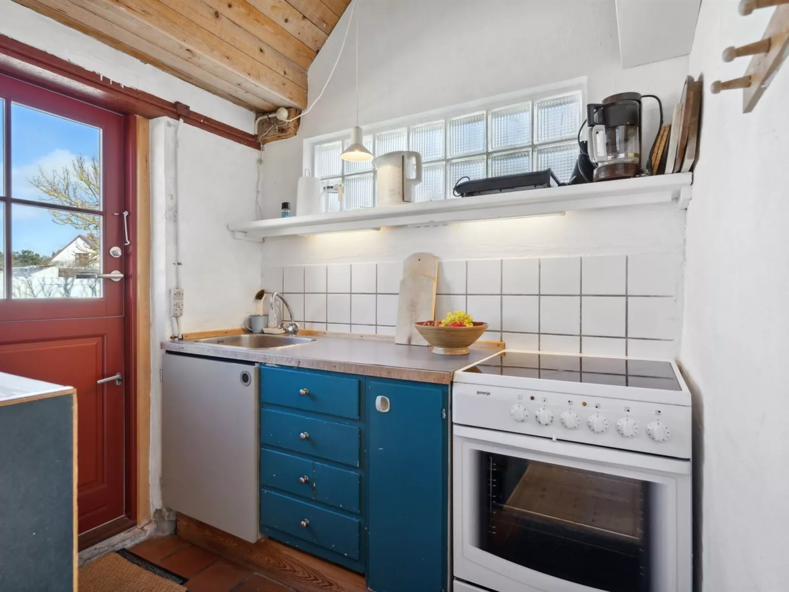 "Bedri" - 100m from the sea-Binnen