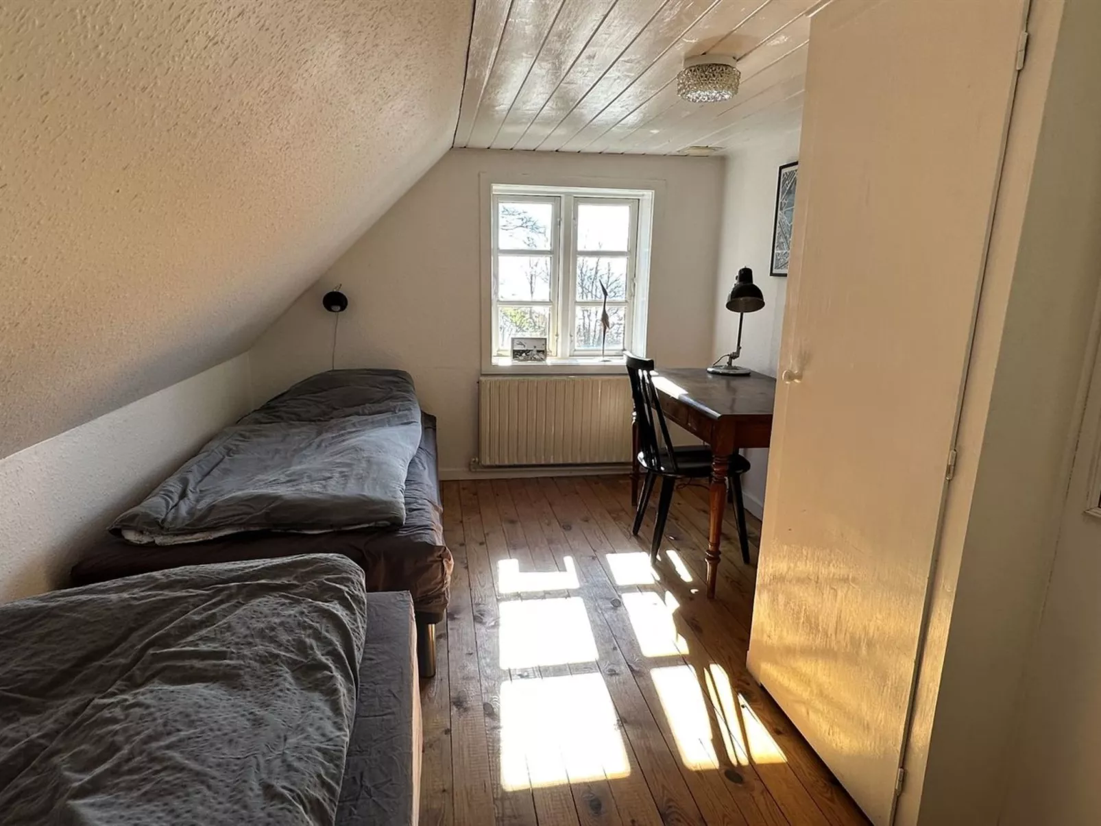 "Scarlet" - 5m from the sea-Binnen