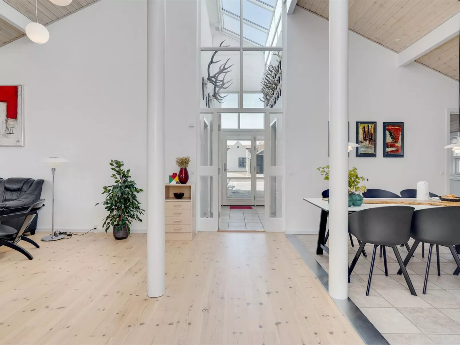 "Marno" - 500m from the sea-Binnen