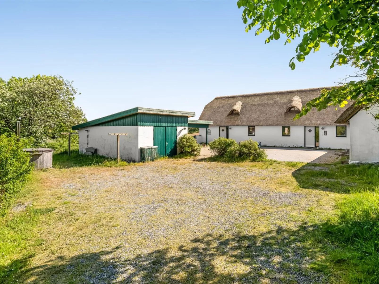 "Annli" - 800m to the fjord-Buiten