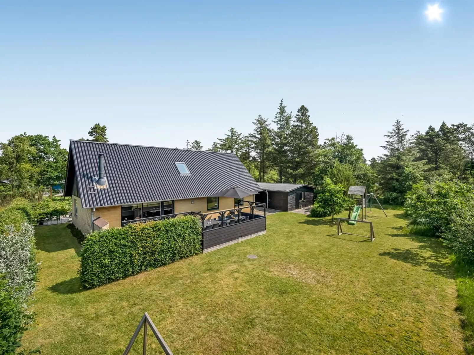 "Lavrans" - 2.5km from the sea-Buiten