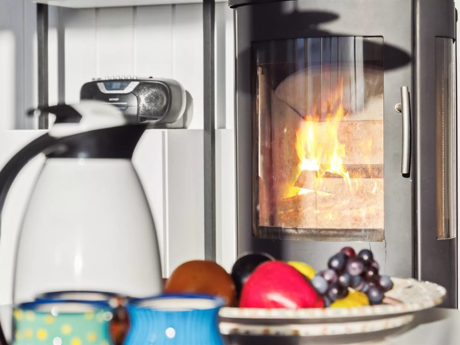 "Leny" - 900m from the sea-Binnen