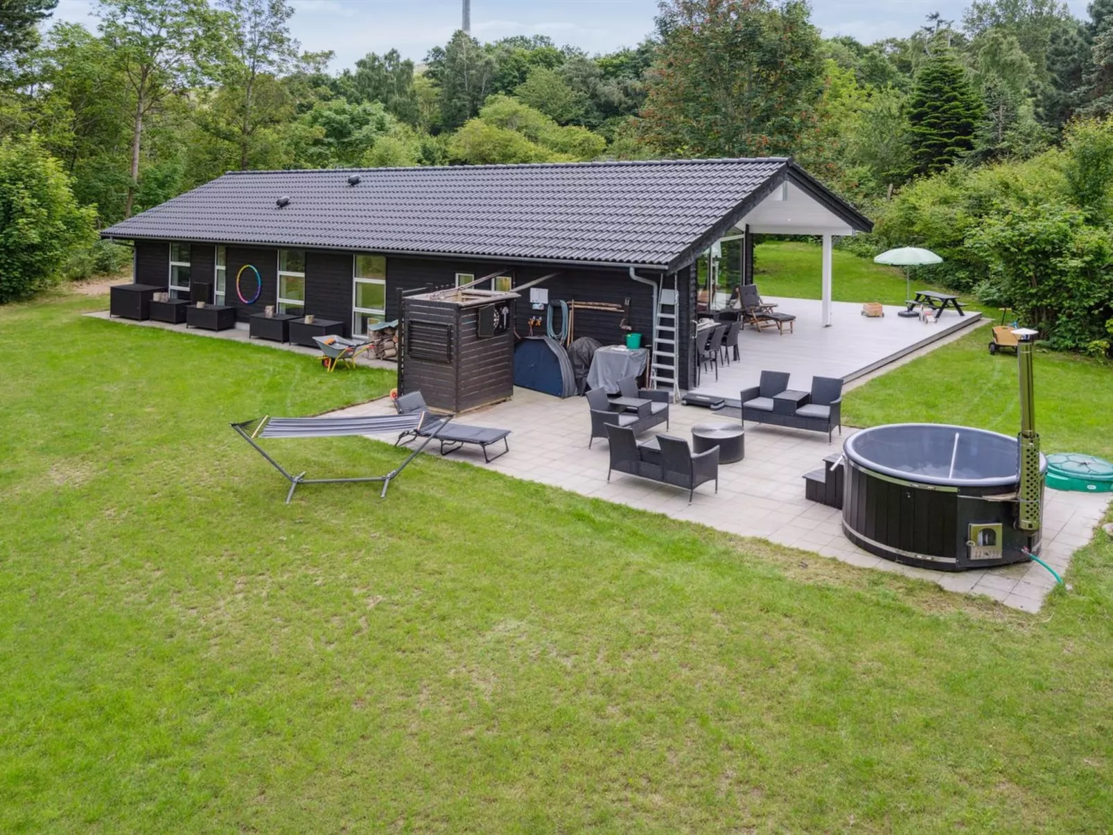 "Anett" - 375m from the sea-Buiten