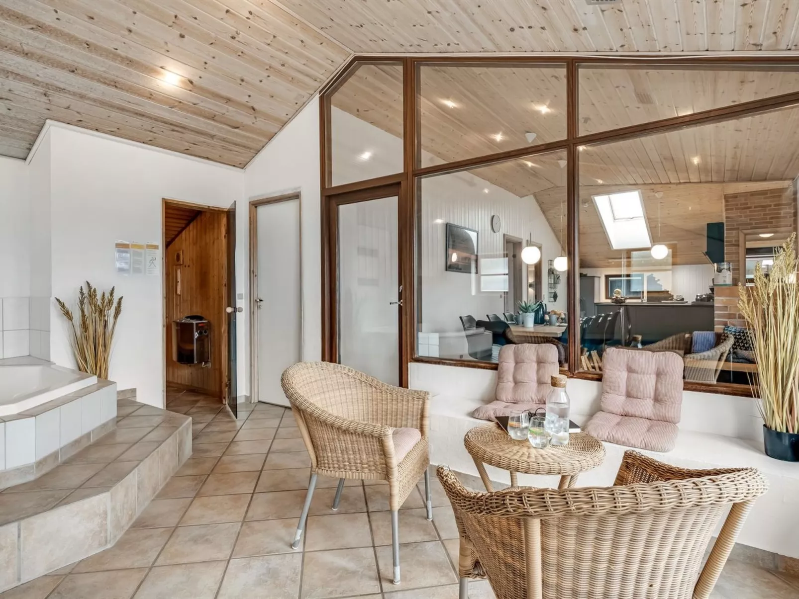 "Mico" - 500m from the sea-Binnen