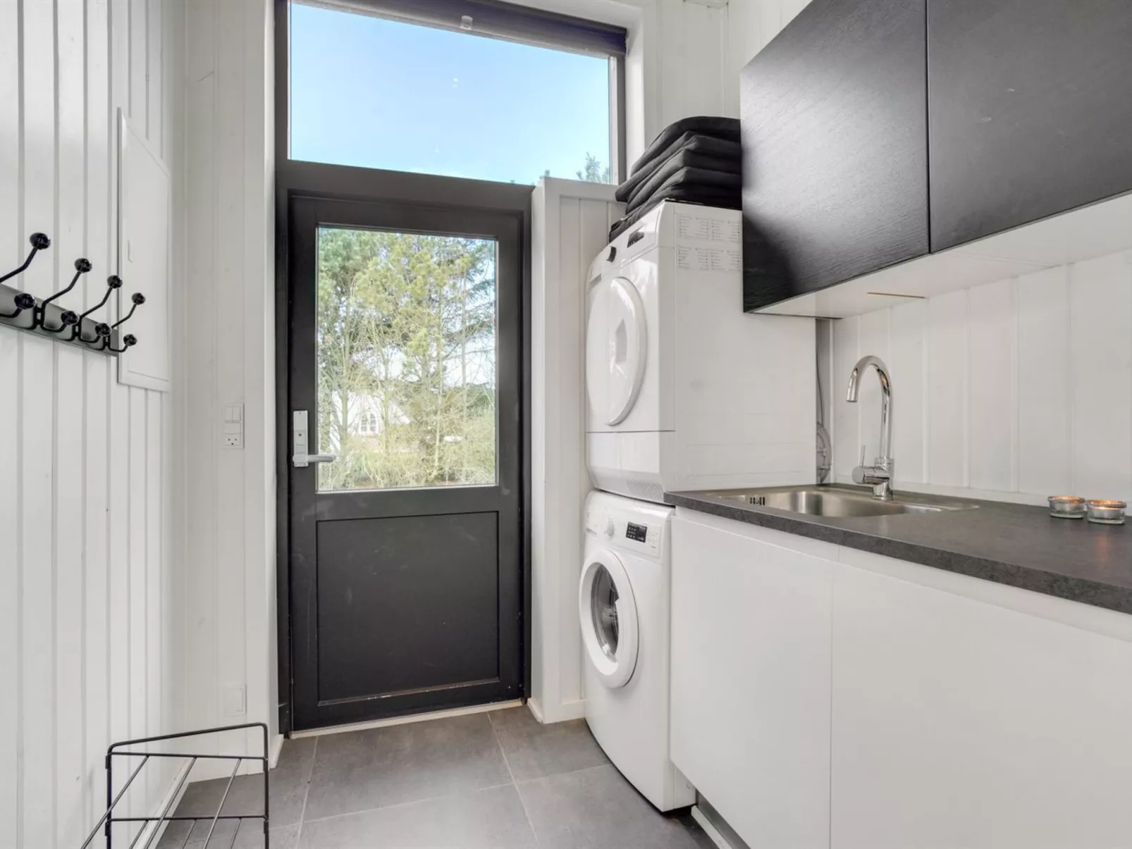 "Joachim" - 200m from the sea-Binnen