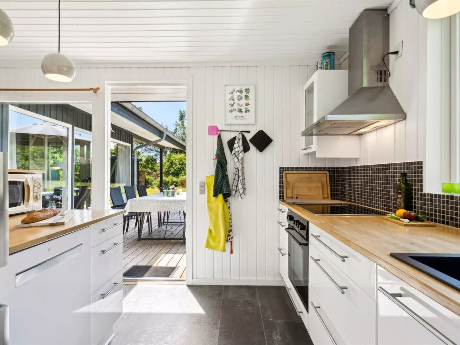 "Aleta" - 600m from the sea-Binnen