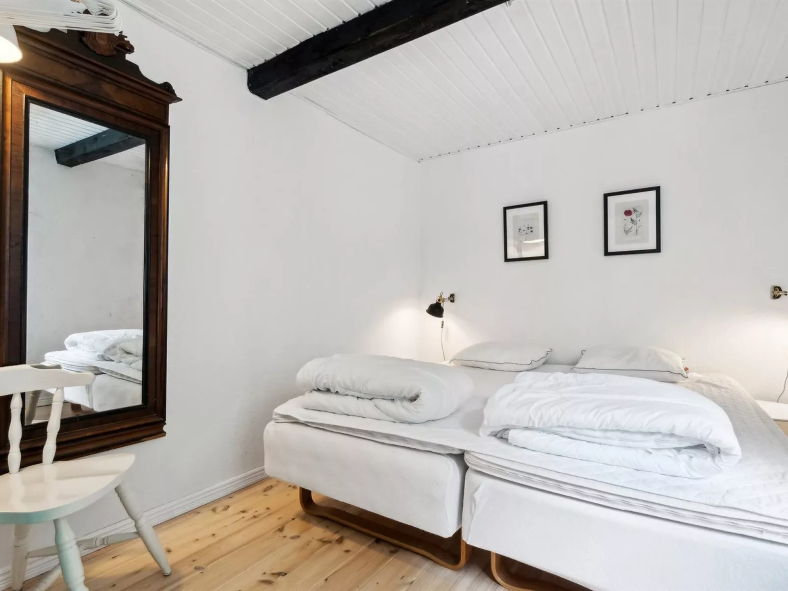 "Héléne" - 2.4km from the sea-Binnen