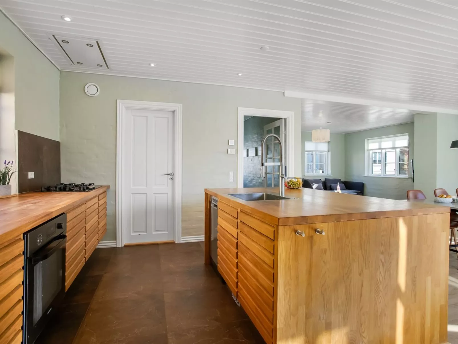 "Gerd" - 400m from the sea - Binnen