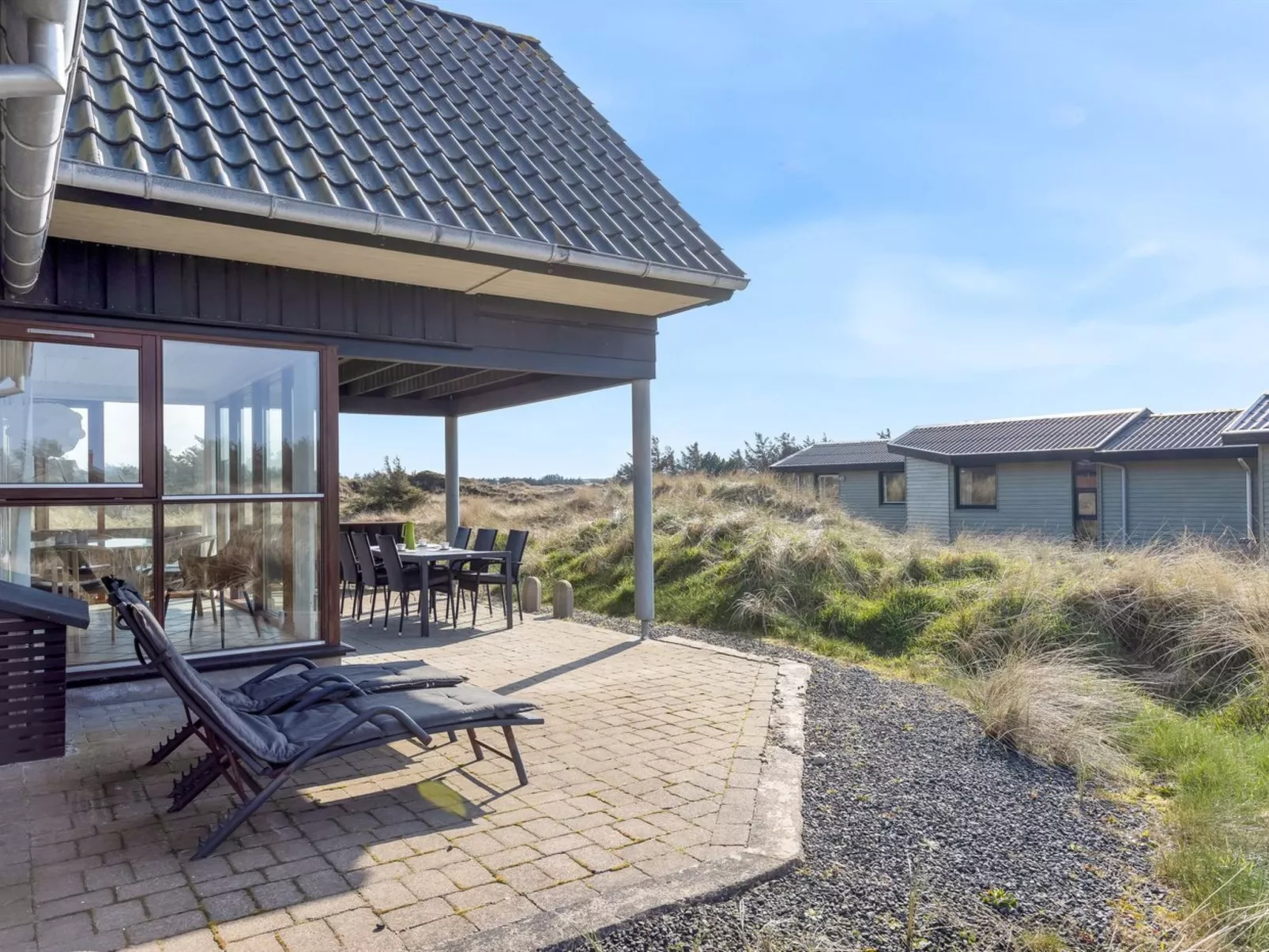 "Lilie" - 350m from the sea-Buiten