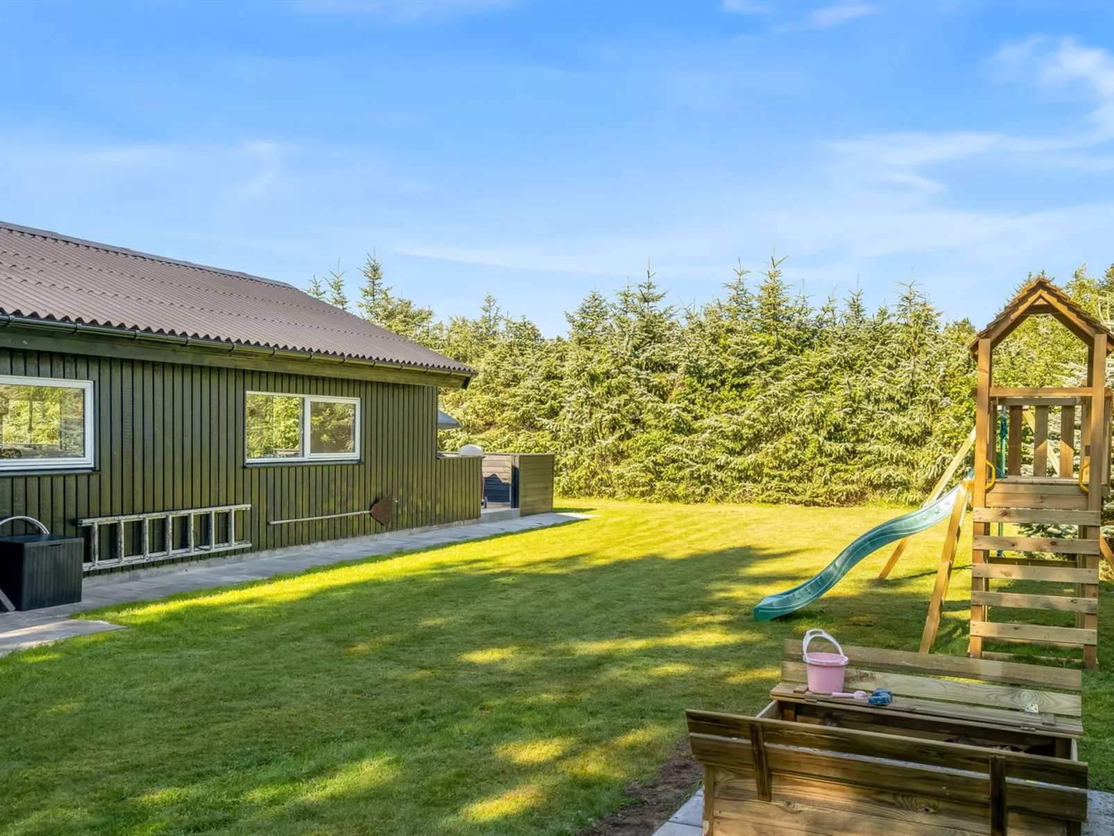 "Ema" - 1.9km from the sea-Buiten