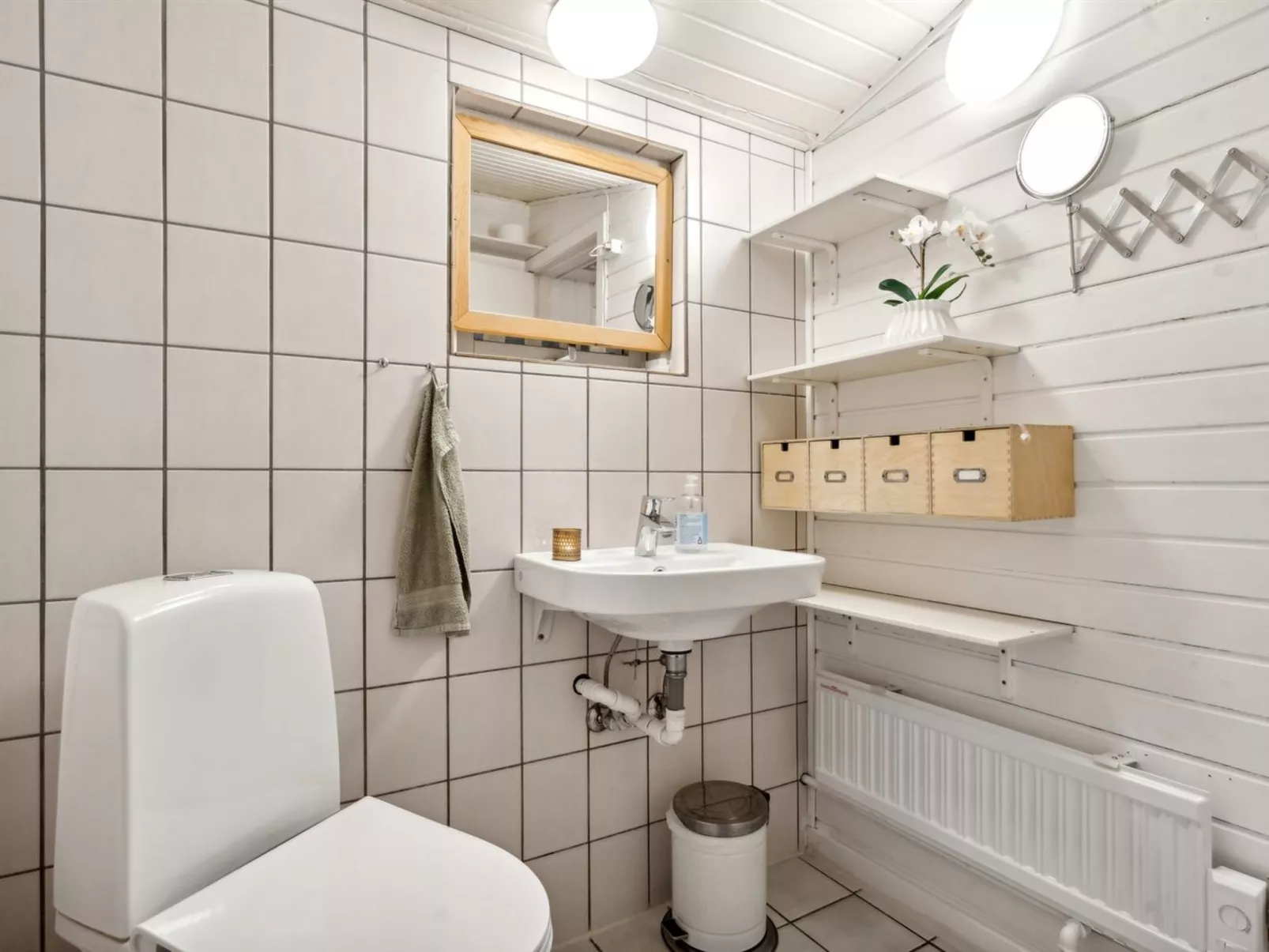 "Antonie" - 700m from the sea-Binnen