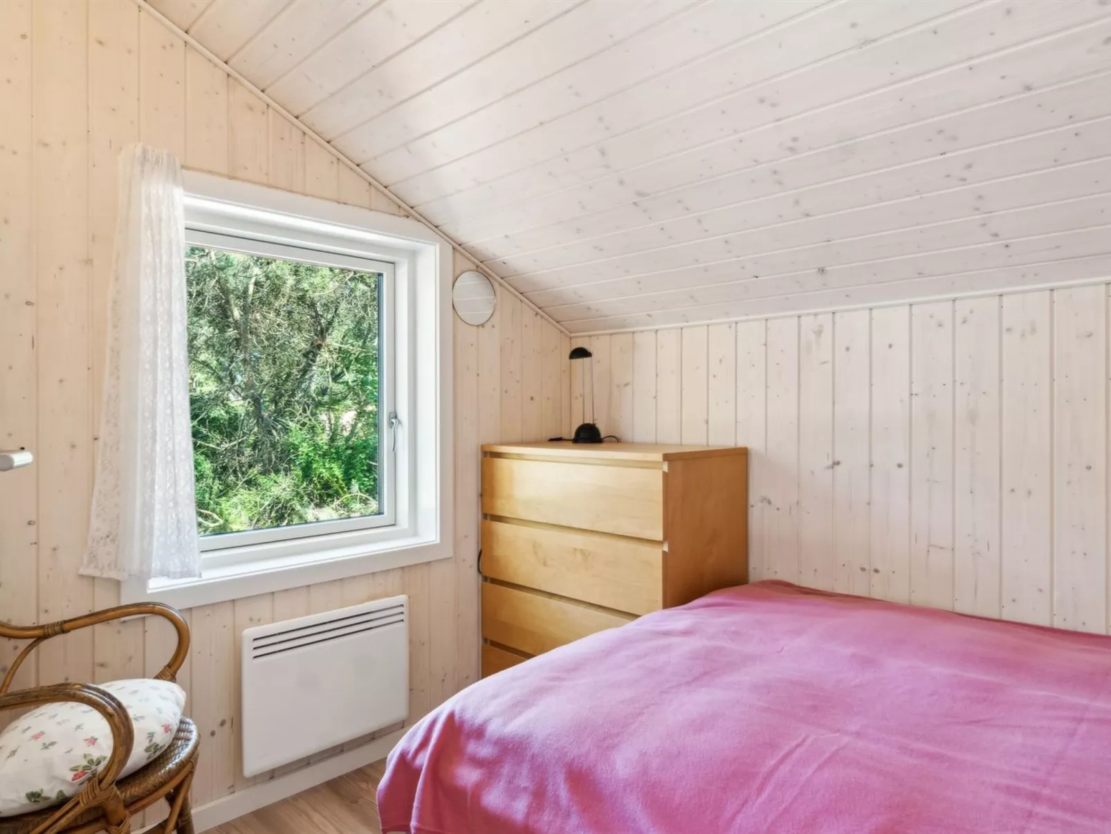 "Vojdan" - 600m from the sea-Binnen