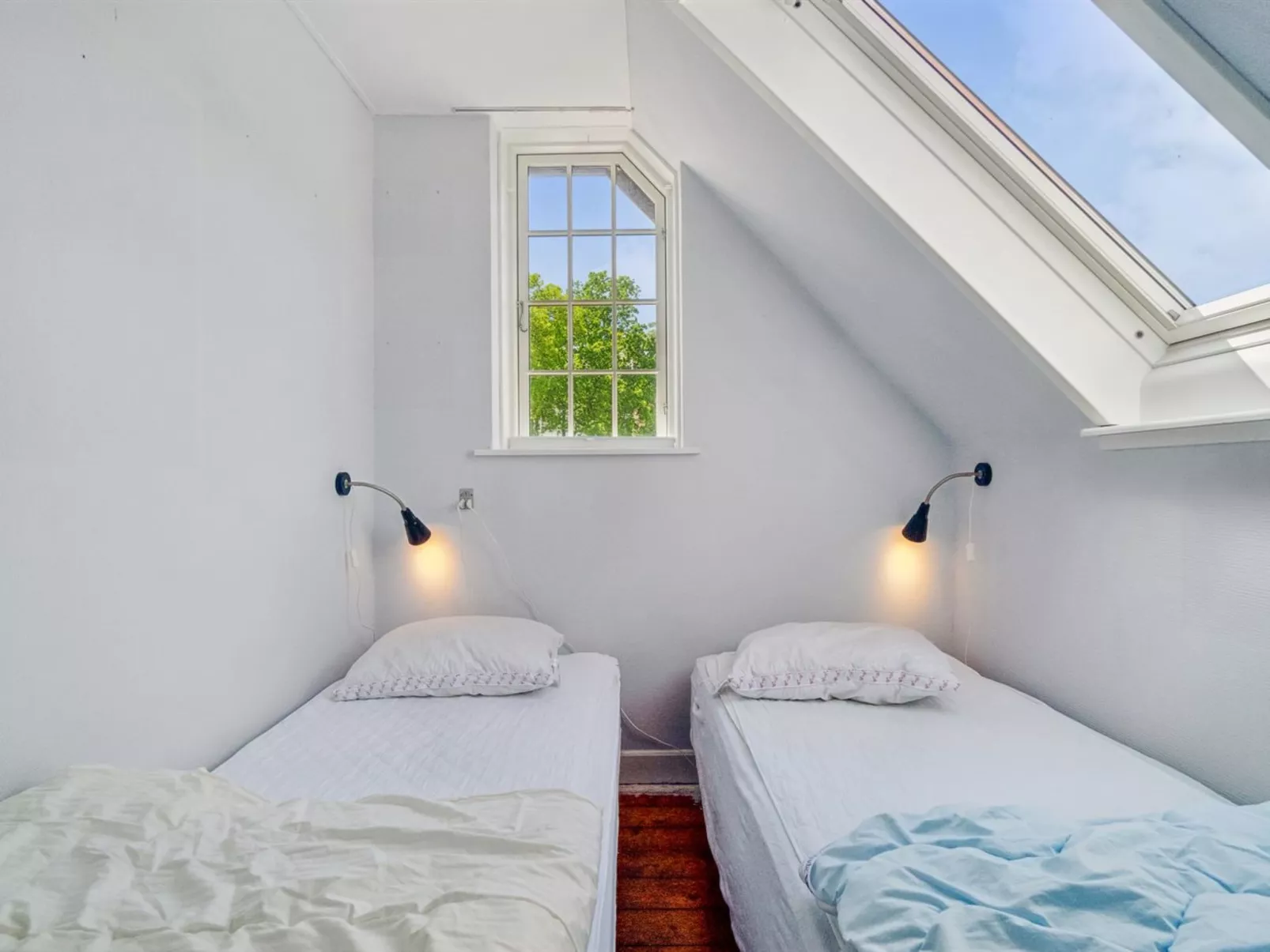 "Vanta" - 50m from the sea-Binnen