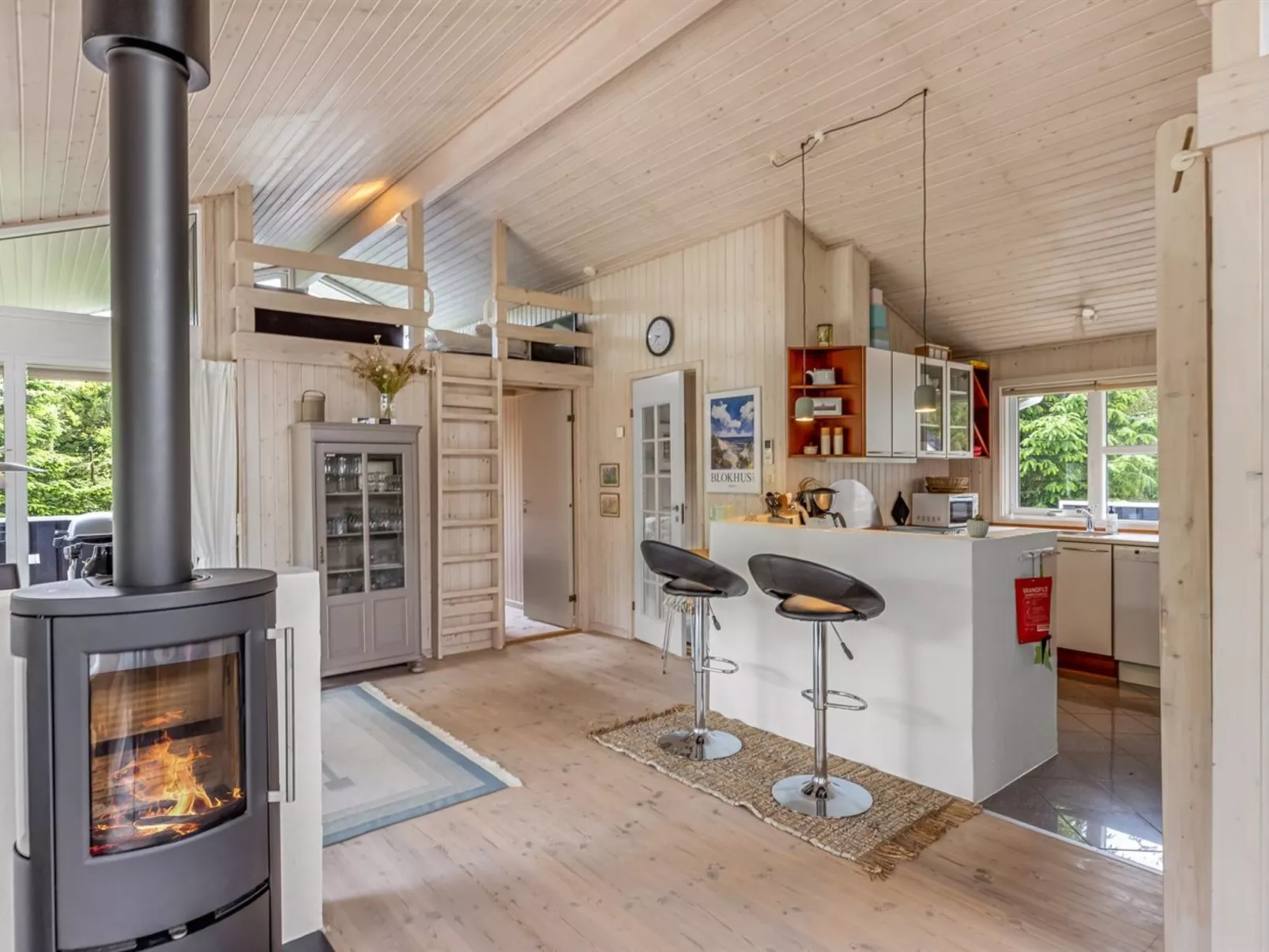 "Anouk" - 2km from the sea-Binnen