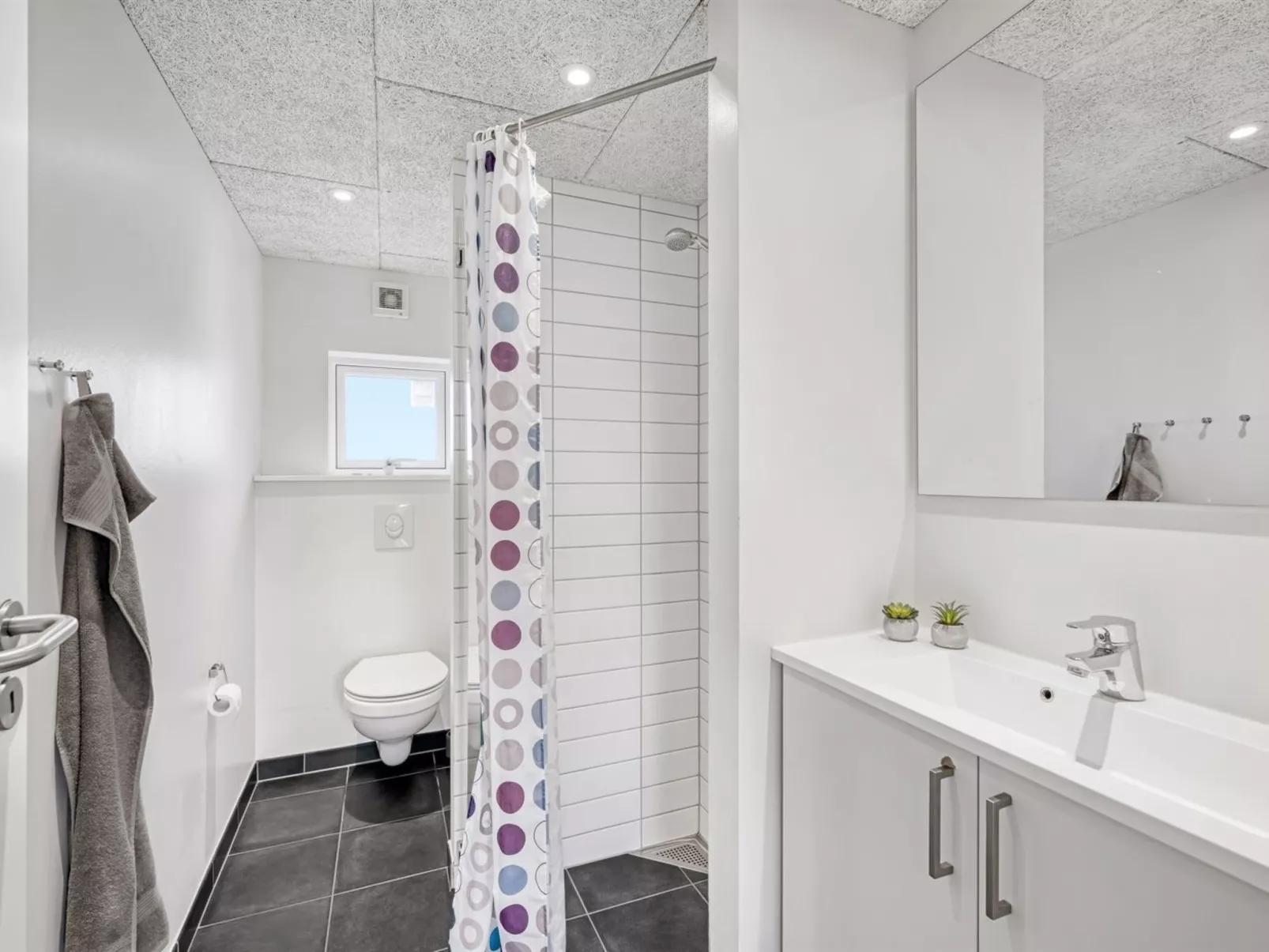 "Antonelle" -  from the sea-Binnen