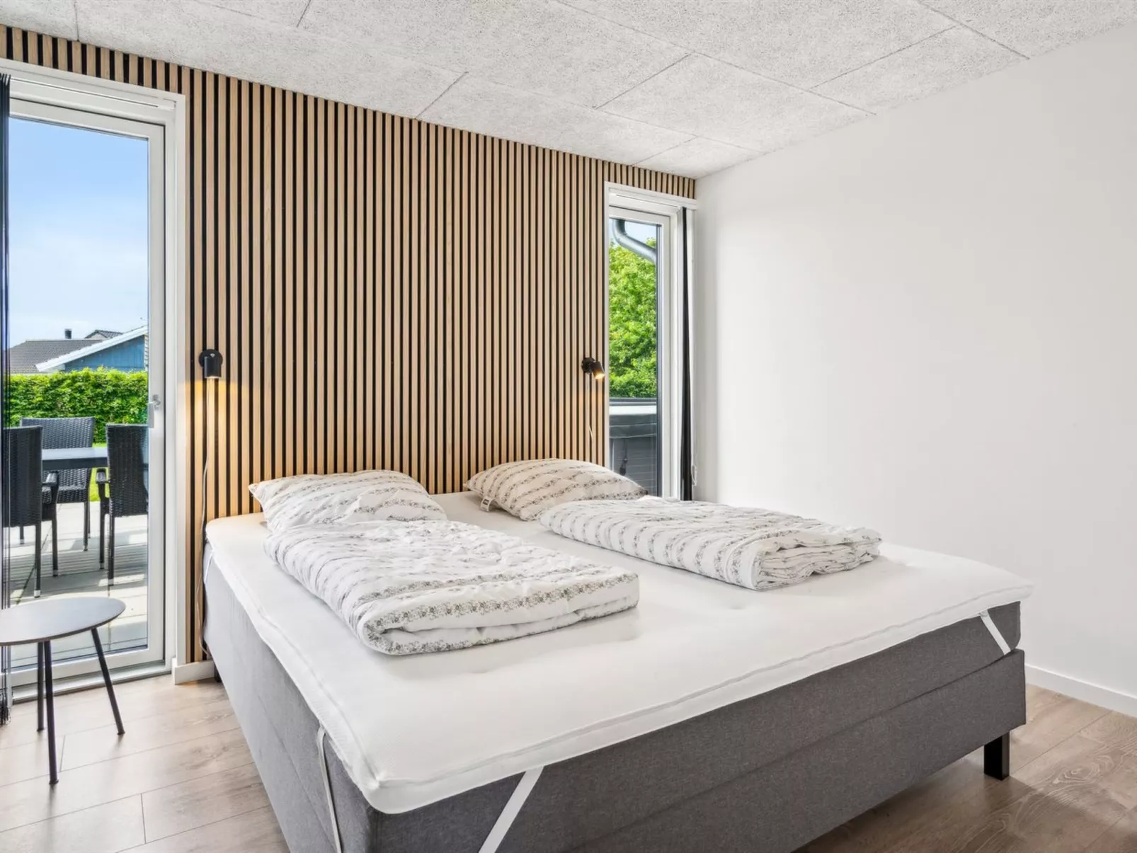 "Danika" - 650m from the sea-Binnen