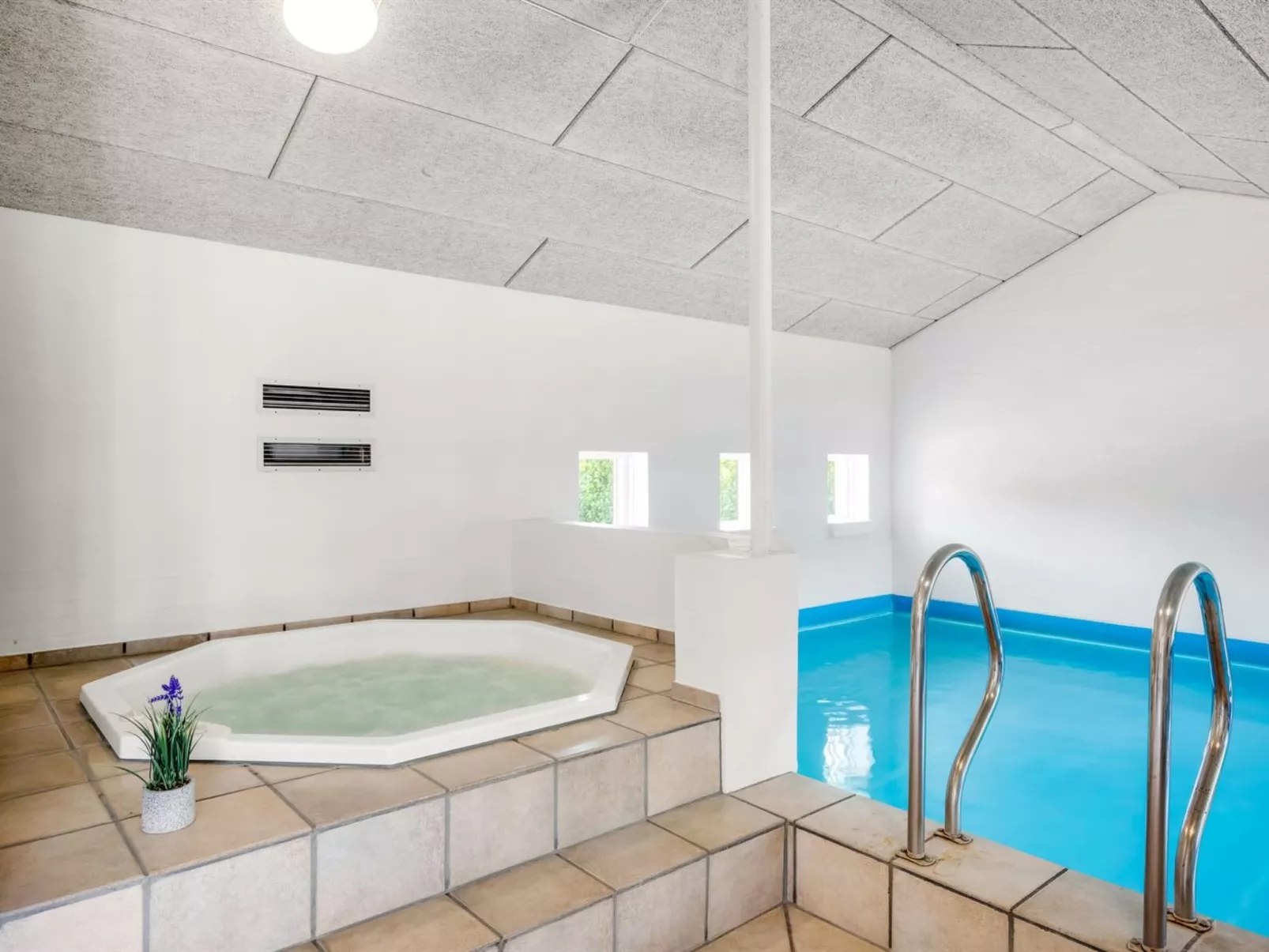 "Holga" - 400m from the sea-Buiten