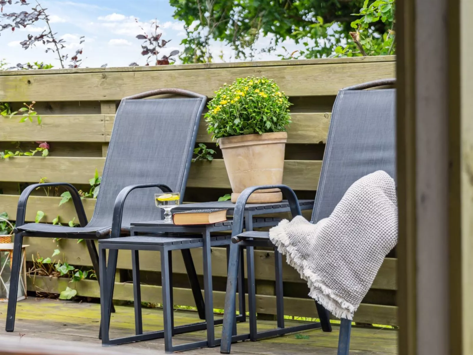 "Konsta" - 50m from the sea-Buiten