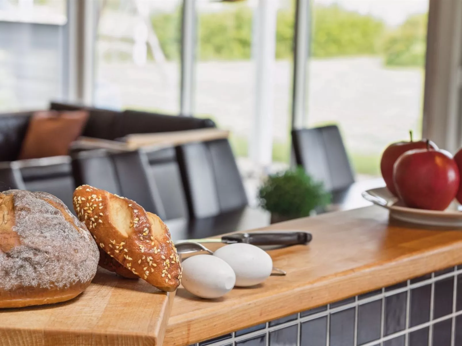 "Edzard" - 800m from the sea-Binnen