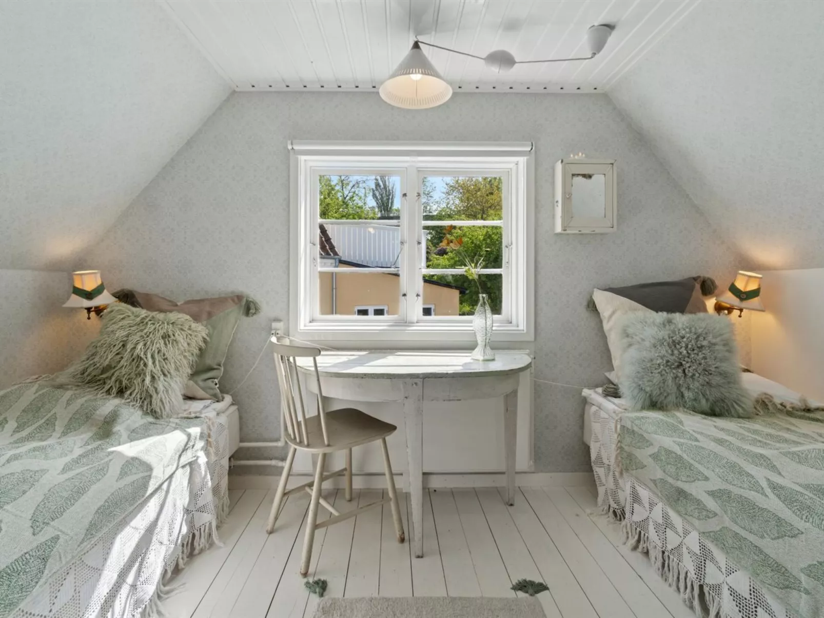 "Frederikke" - 300m from the sea-Binnen