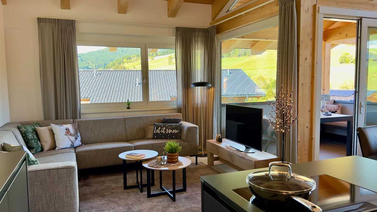 Almchalet Alpenglück-Woonkamer