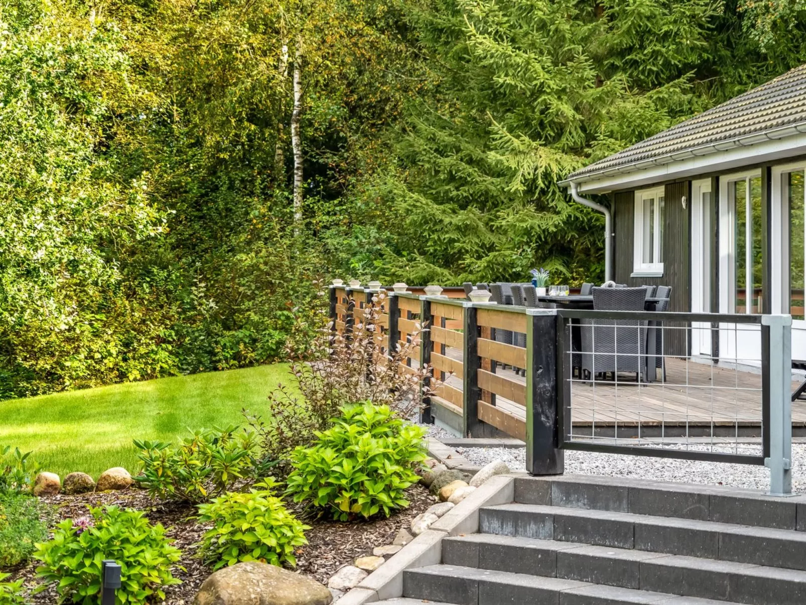 "Vicente" - 14km to the fjord-Buiten