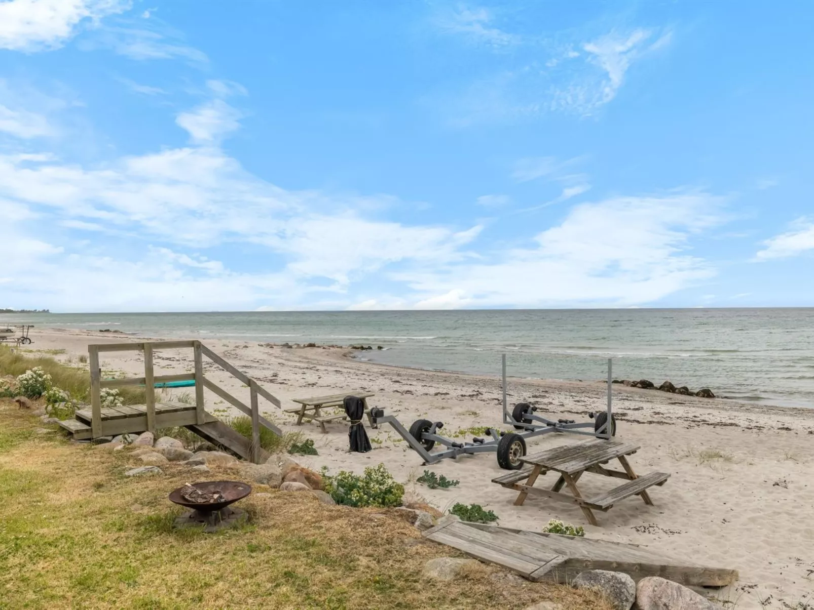 "Aswith" - 5m from the sea-Buiten