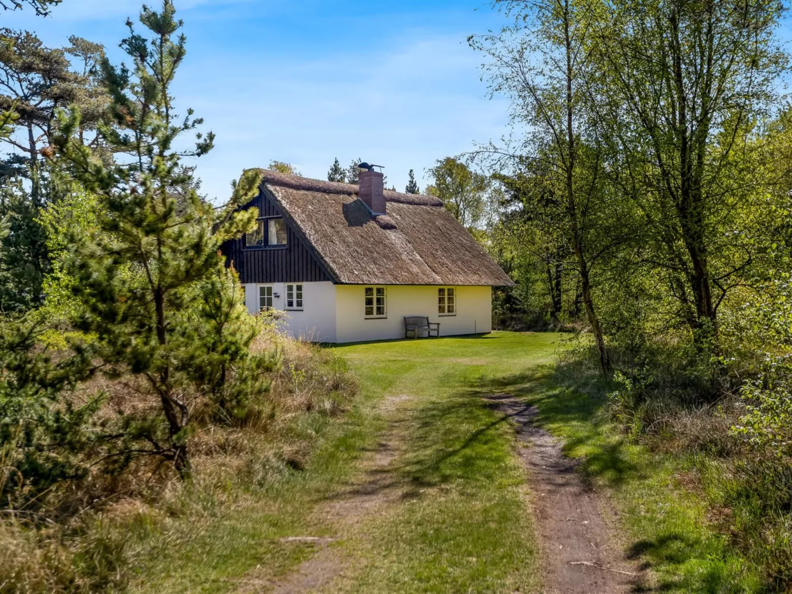 "Einari" - 1.2km from the sea-Buiten