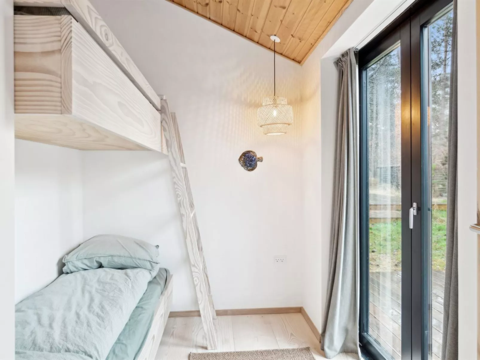 "Dagino" - 200m from the sea-Binnen