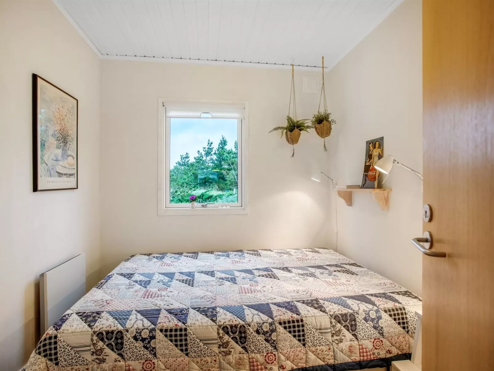 "Cate" - 900m from the sea-Binnen