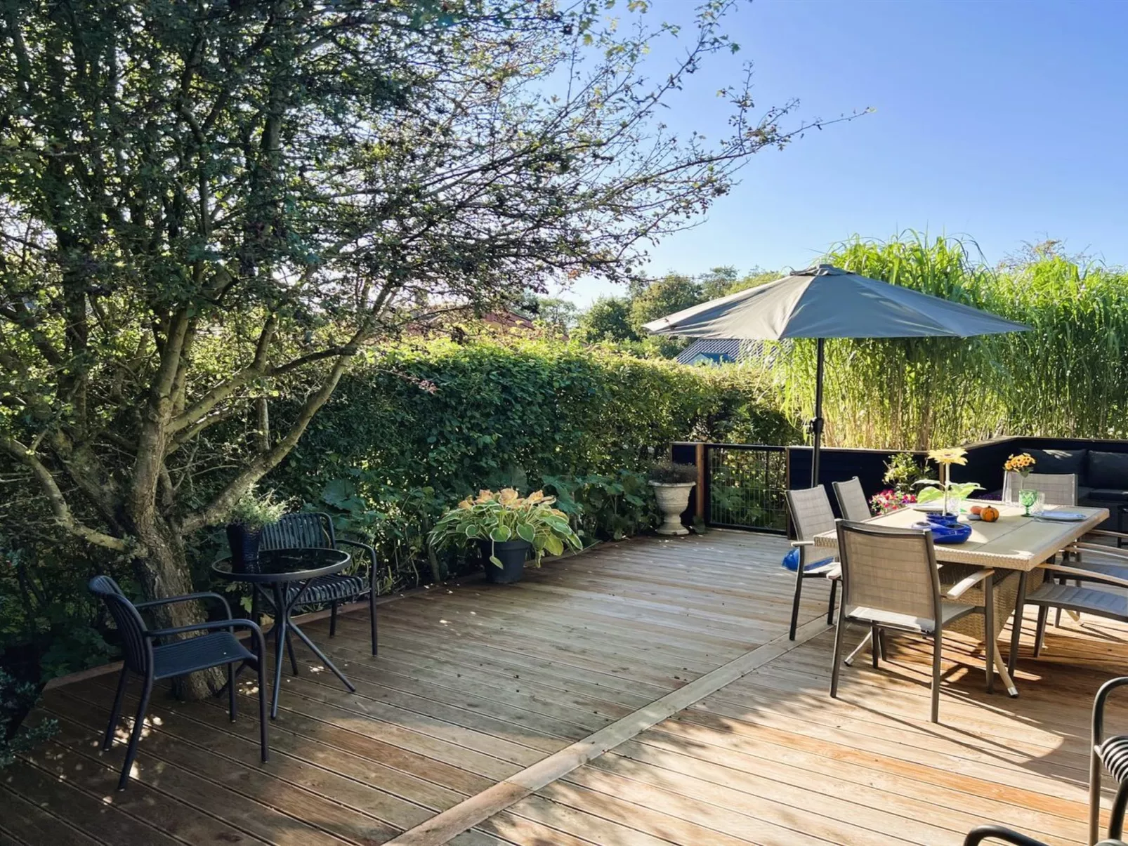 "Ronja" - 100m to the fjord-Buiten