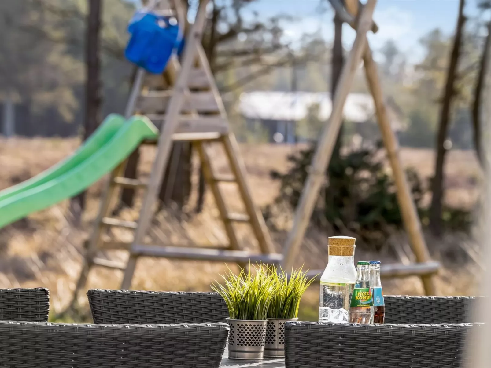 "Toska" - 3km from the sea-Buiten