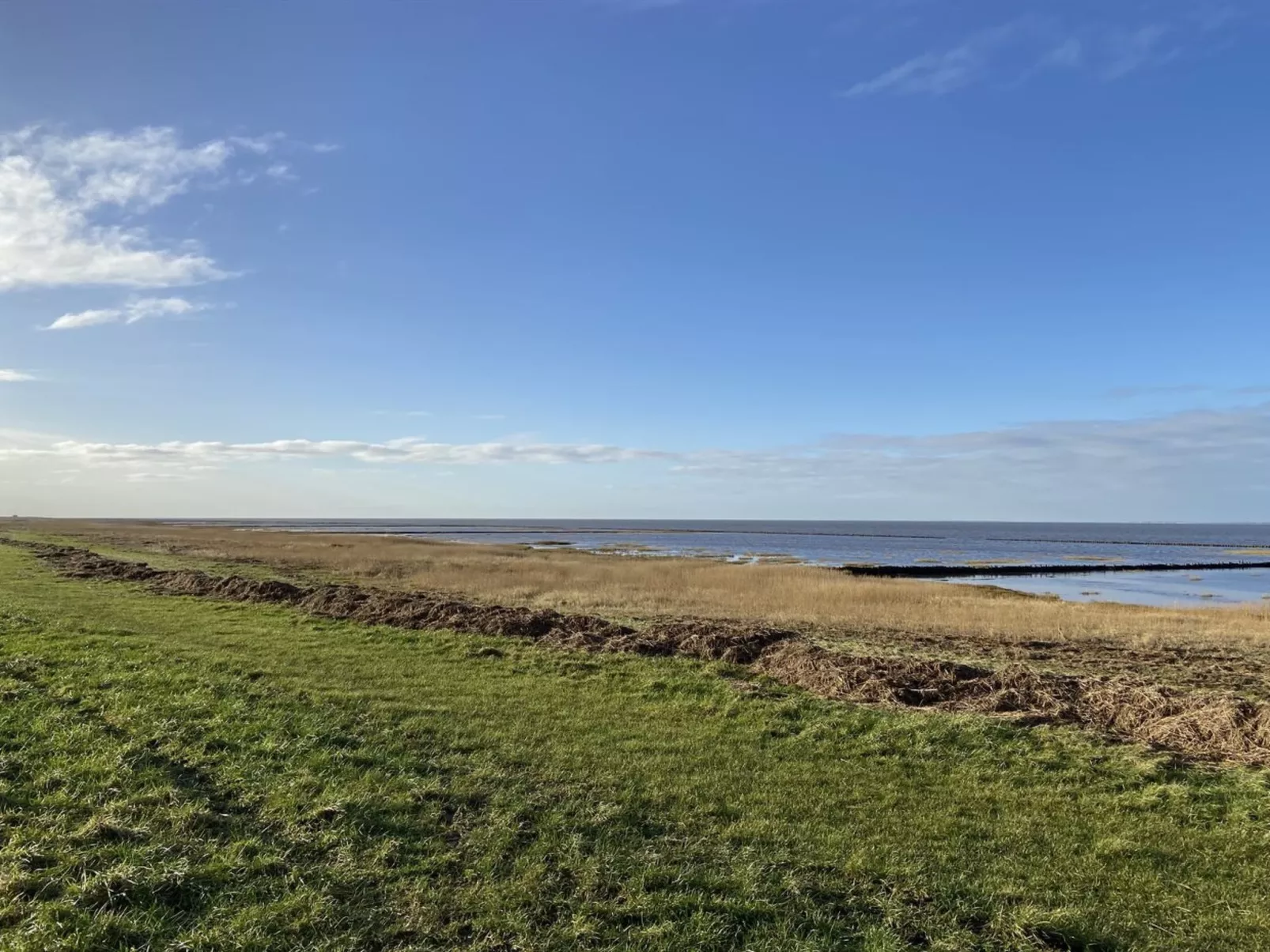 "Tuki" - 10km from the sea-Buiten