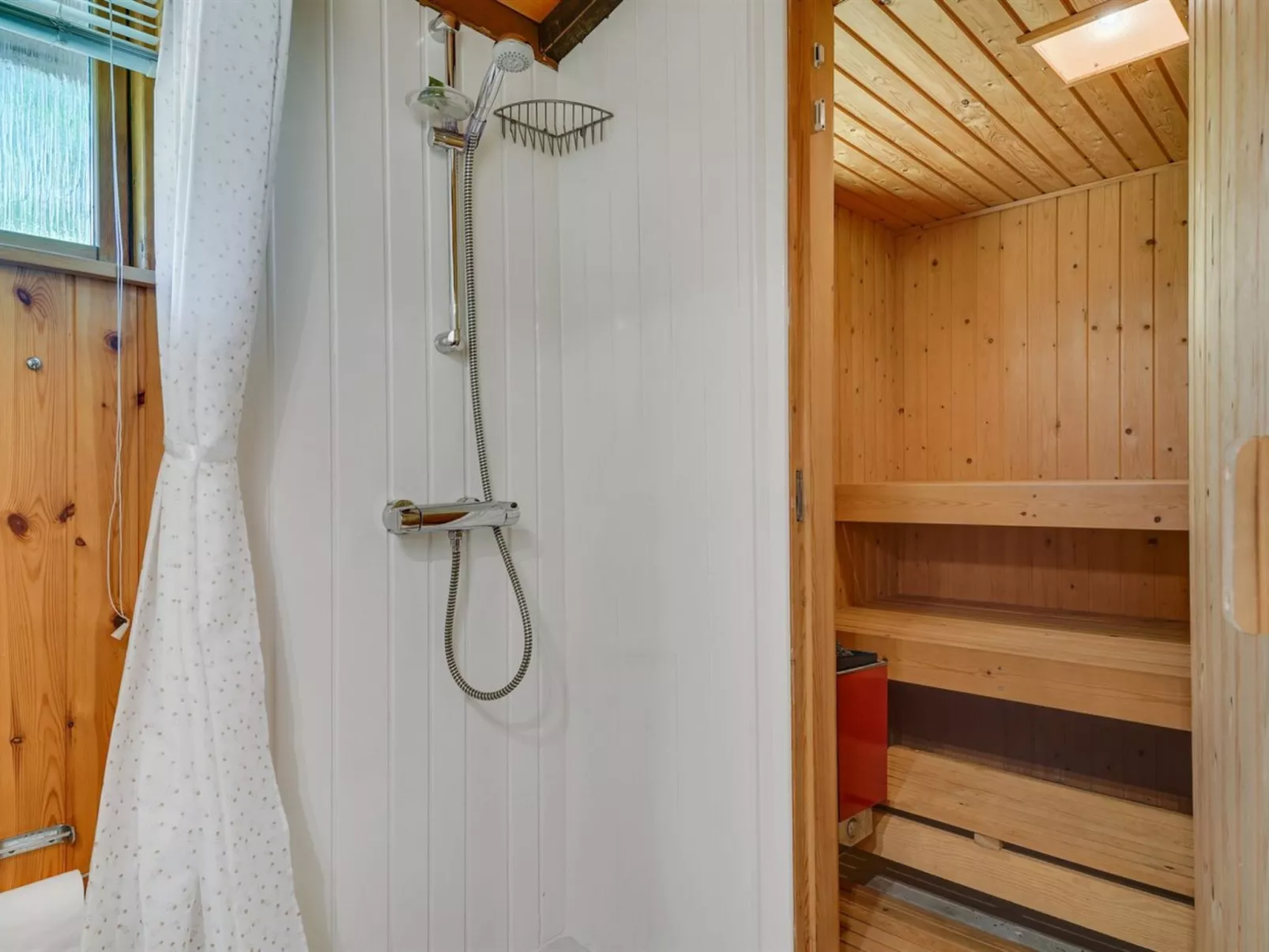 "Kaarle" - 400m to the fjord-Binnen