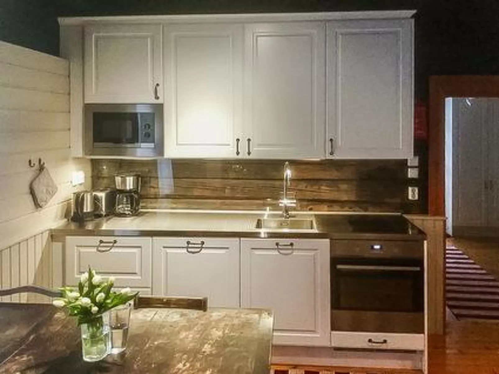 Virtaan väentupa-Binnen