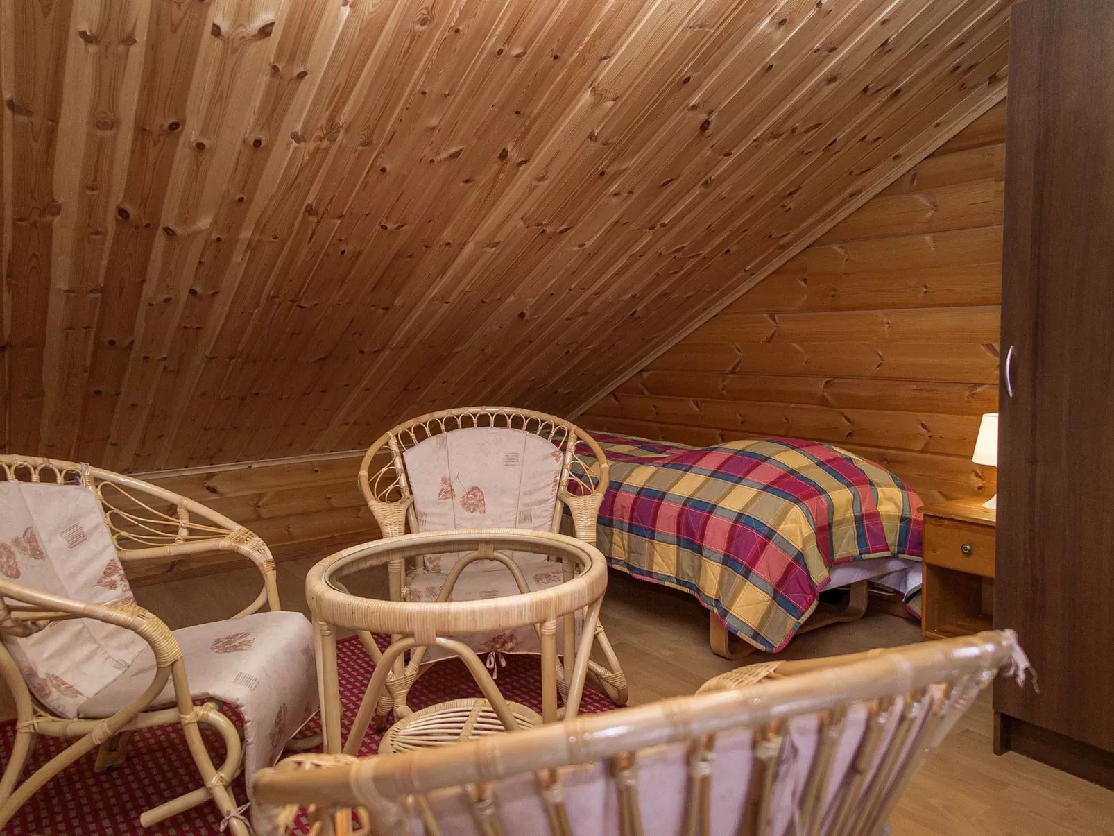 Peiponpesä a-Binnen