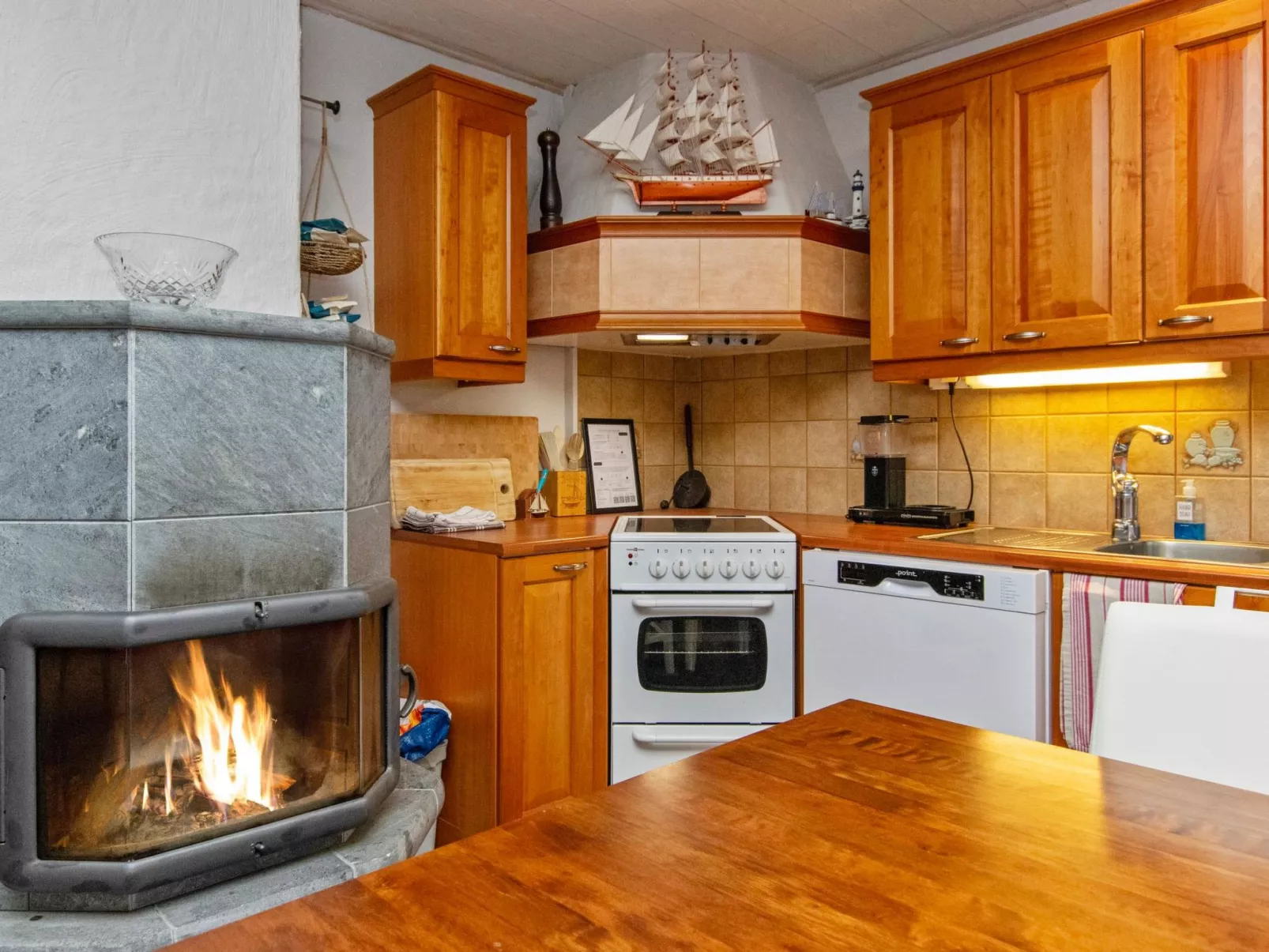 Villa blomvik-Binnen