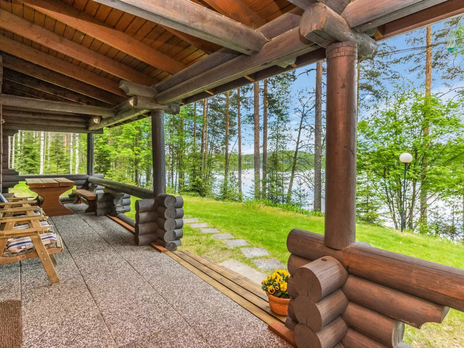 Lohi, cjoe237 a-Binnen