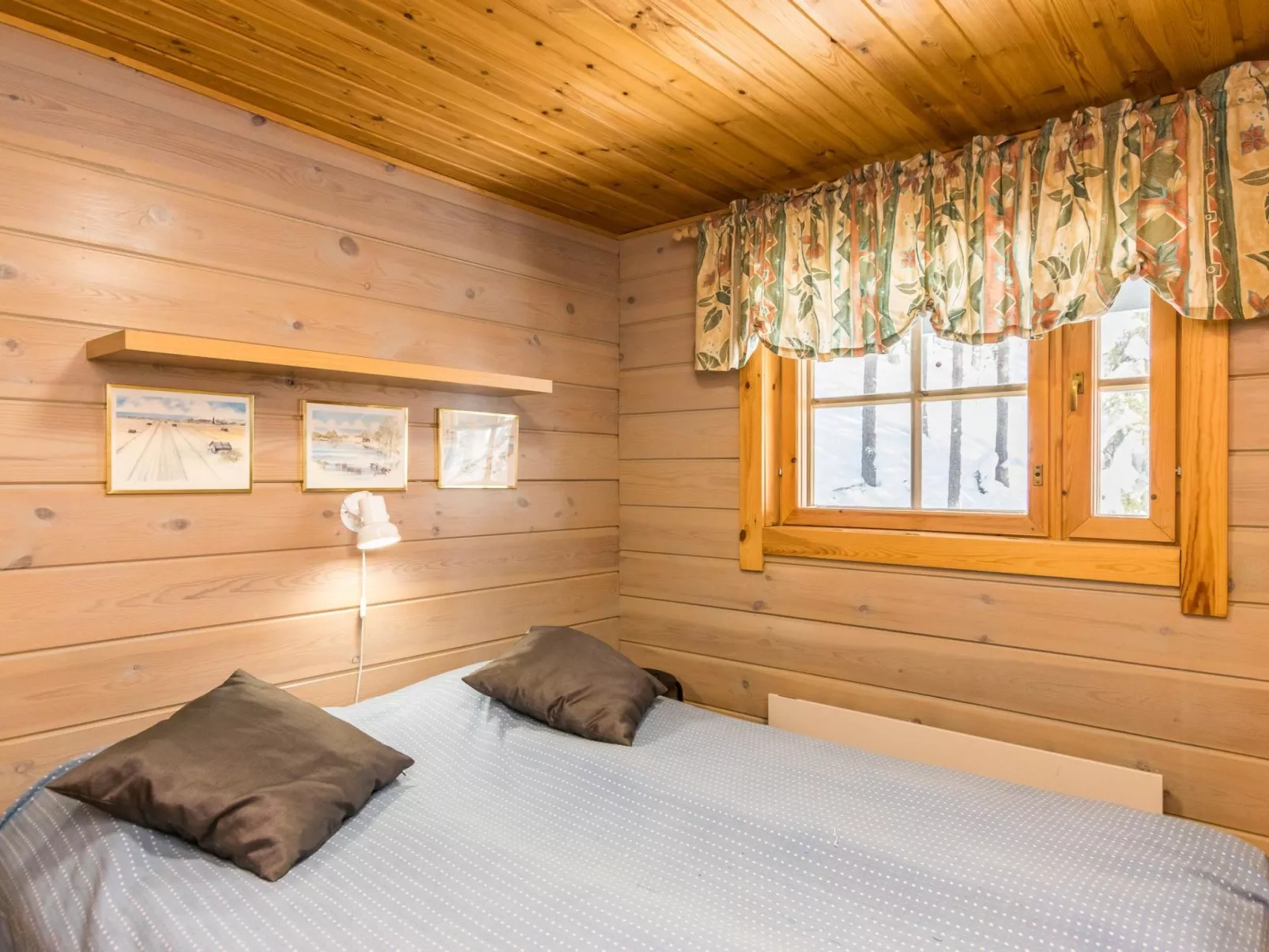 Gasthalla b paritalo-Binnen