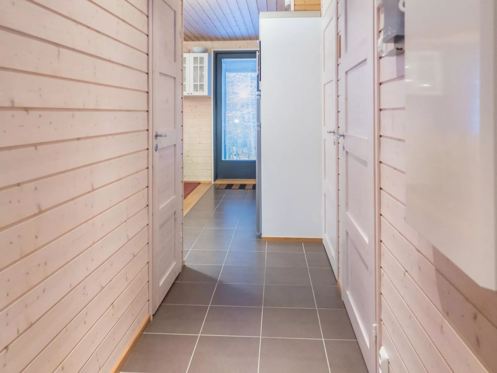 Rukan salmenhovi-Binnen