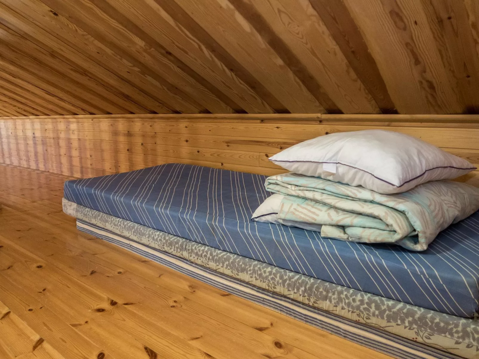 Ruka-kitkan kuukkeli-Binnen