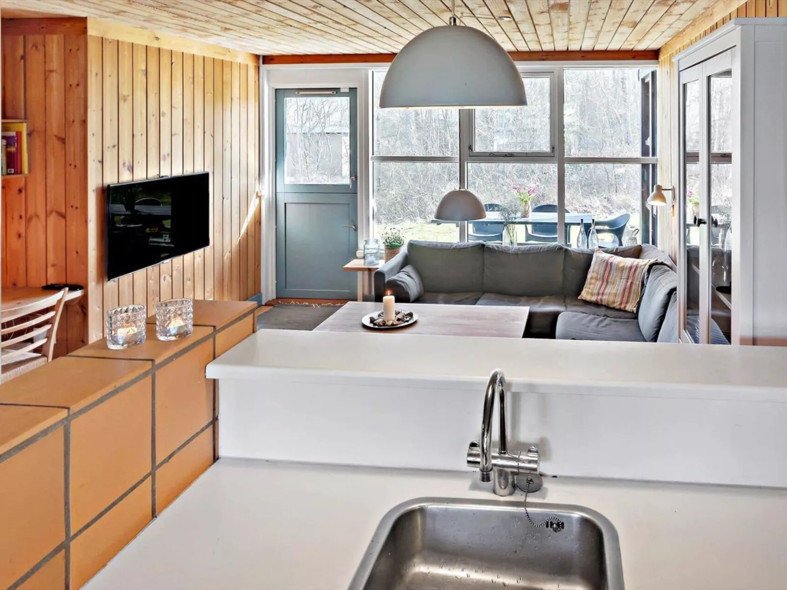 "Orpah" - 100m from the sea-Binnen