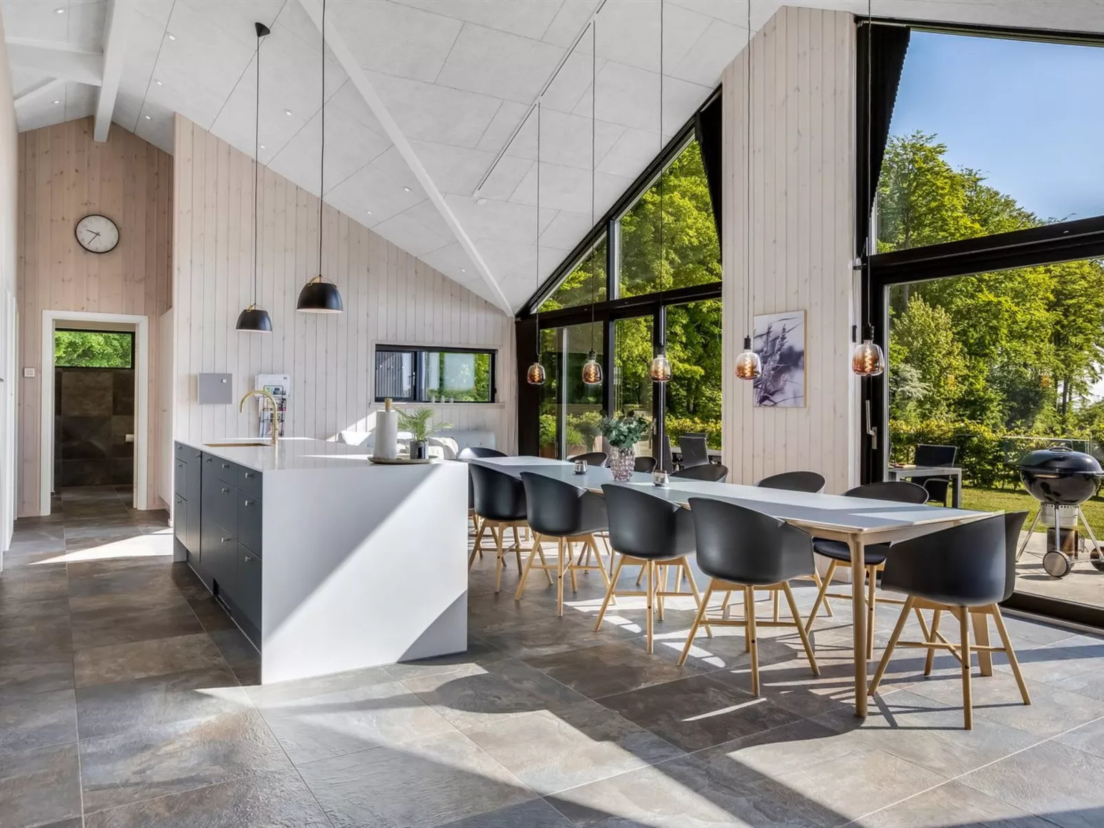 "Goesta" - 250m from the sea-Binnen