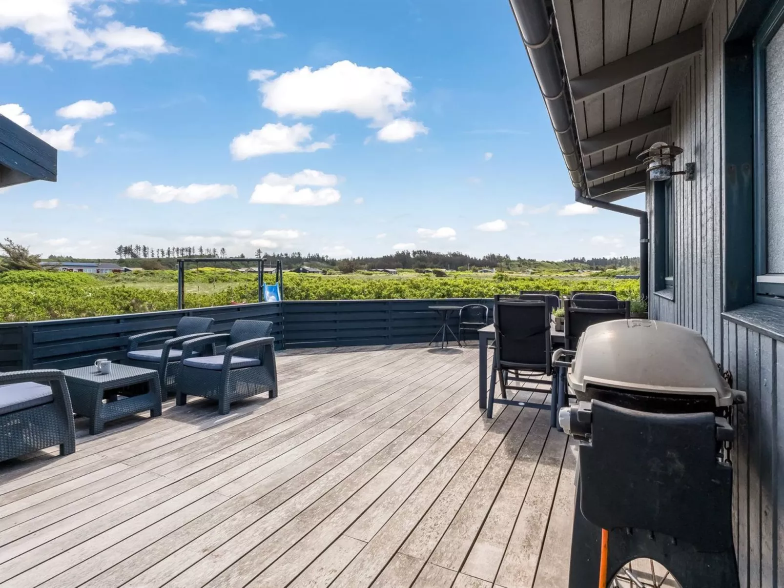 "Iiris" - 200m from the sea-Buiten