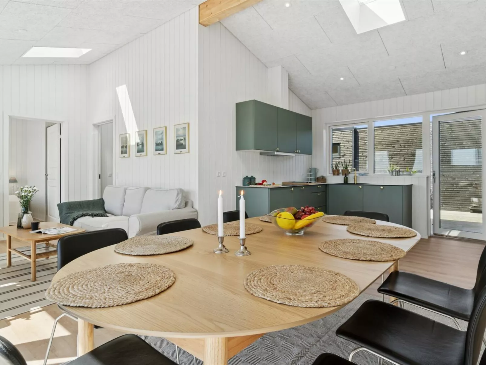 "Fabine" - 75m from the sea-Binnen